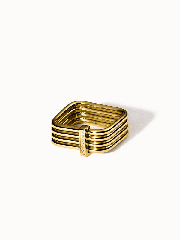 {"color":"Gold","type":"lead_image"}