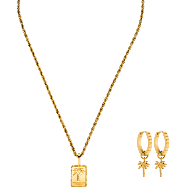 Goldene Kette mit Palmenanhänger und passenden Creolen von PURELEI, elegant und tropisch.
