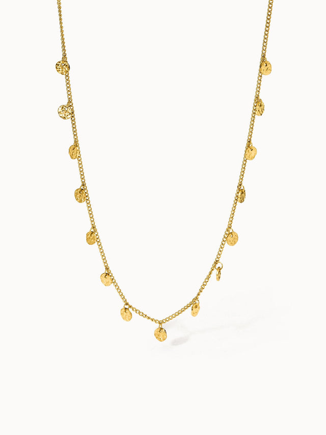 Malihini Kette von PURELEI in Gold mit kleinen geprägten Coins, zart und elegant für Layering-Styles.