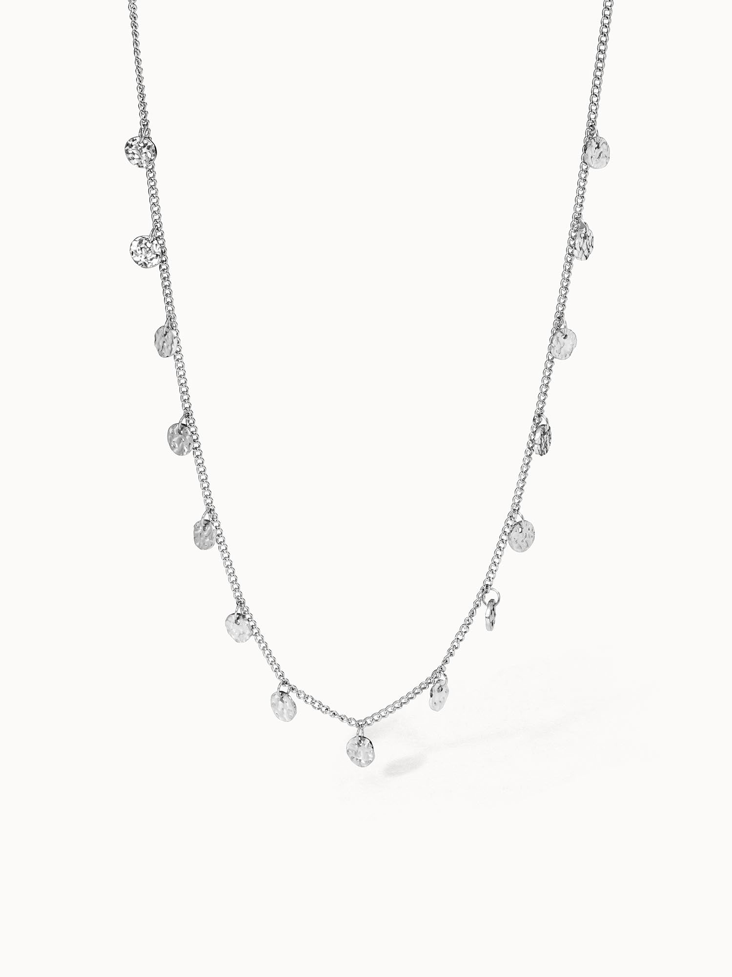 PURELEI Malihini Kette in Silber mit geprägten Coins, zart und elegant für vielseitiges Layering.