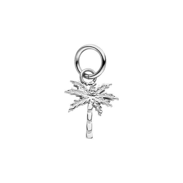 Palmtree Charm von PURELEI, nickelfreier Silberanhänger in Palmblatt-Form, elegant und inspiriert von tropischer Leichtigkeit