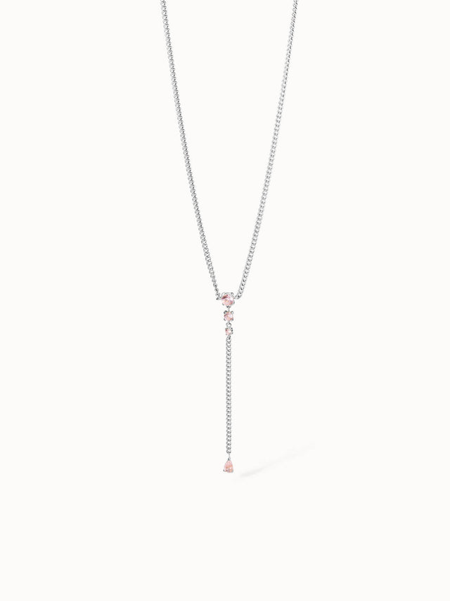 Silberne Kette mit rosa Steinen, elegant und feminin, von PURELEI.