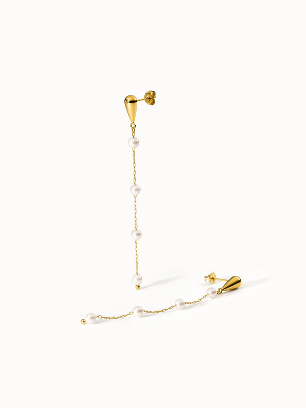 {"color":"Gold", "type":"lead_image"}