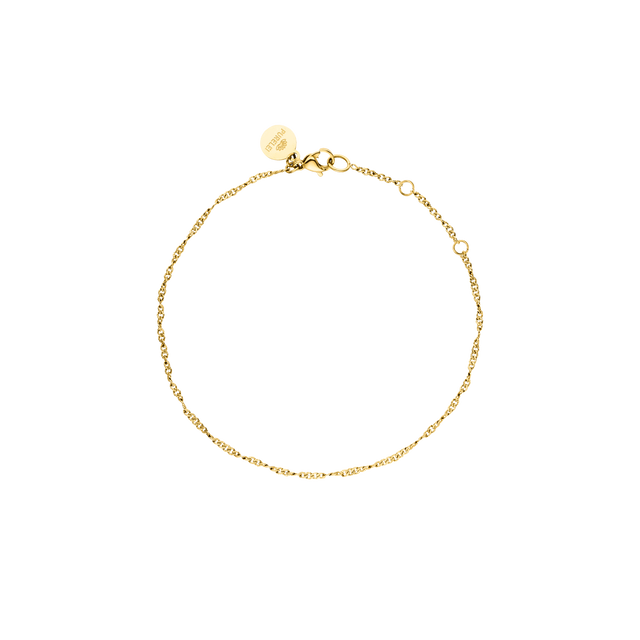 PURELEI Kaula Armband aus feinem, gedrehtem 18K Gold Edelstahl, elegant und zeitlos tragbar.