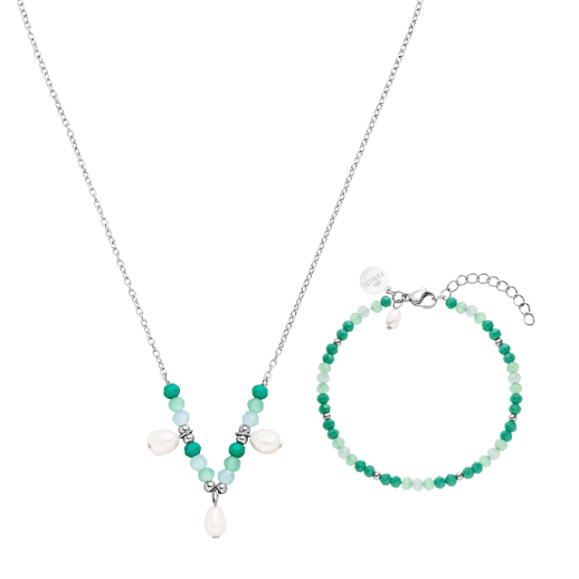 Silberne Kette und Armband mit grünen und weißen Perlen von PURELEI, frisch und elegant.