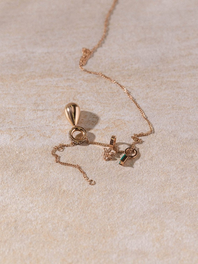 Birth Flower Charm Lily - INT PURELEI