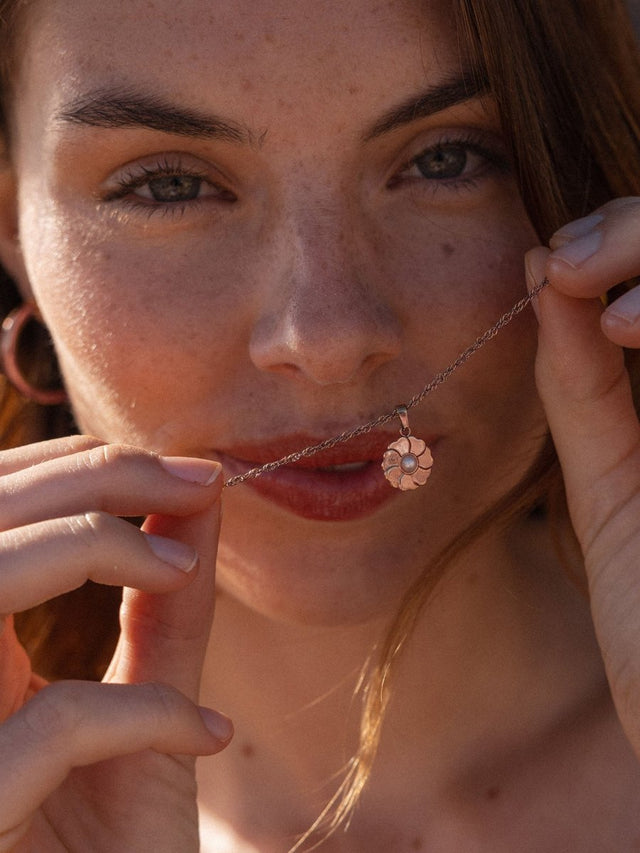 Birthday Flower Necklace - INT PURELEI