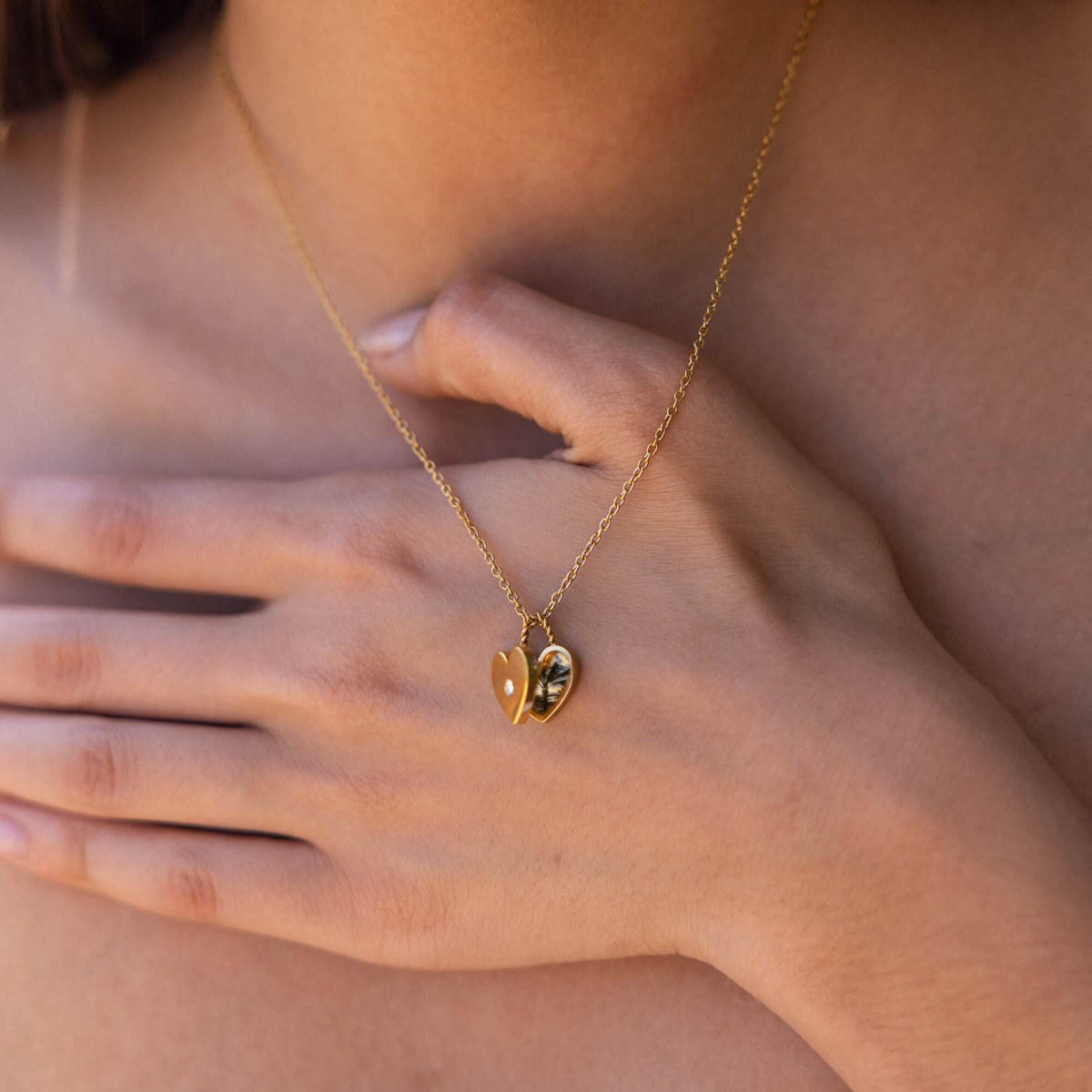 Heartbeat Medallion Necklace - INT PURELEI