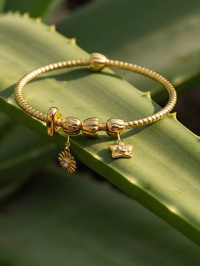 Lei Charm Bracelet with two Stopper Charms - INT PURELEI