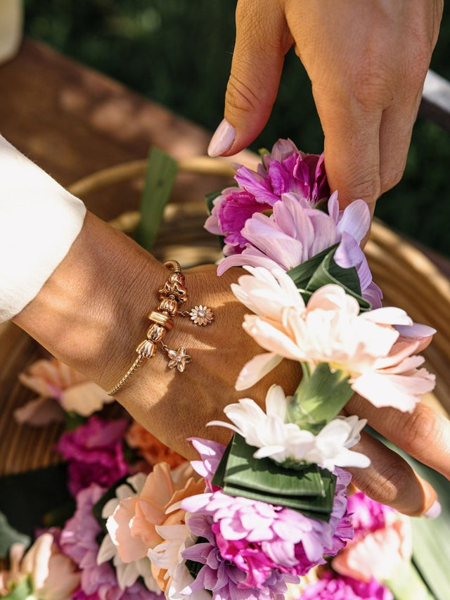 Lei Leaf Stopper Charm - INT PURELEI