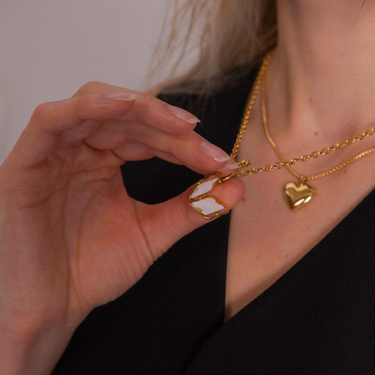 Soulmate Medallion Necklace - INT PURELEI